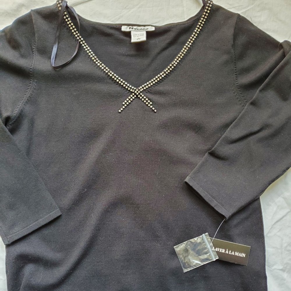 Peter Nygard black knit top with bling V neck sz L NWT